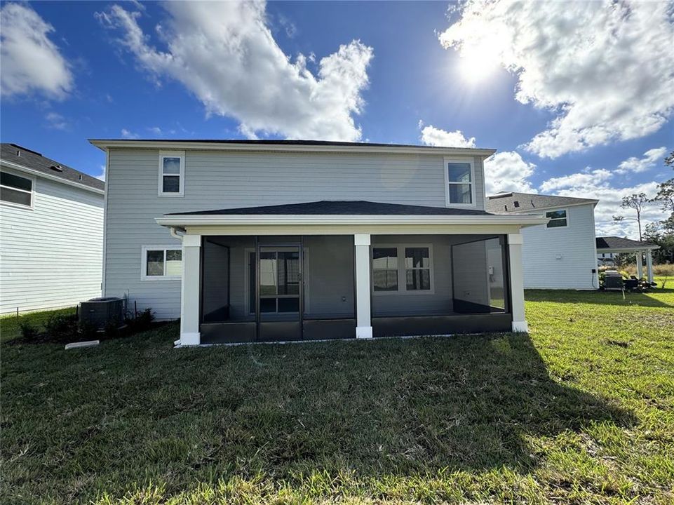 Active With Contract: $2,900 (4 beds, 3 baths, 2566 Square Feet)