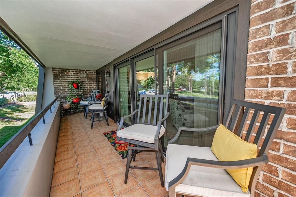 En Venta: $589,000 (2 camas, 2 baños, 1660 Pies cuadrados)