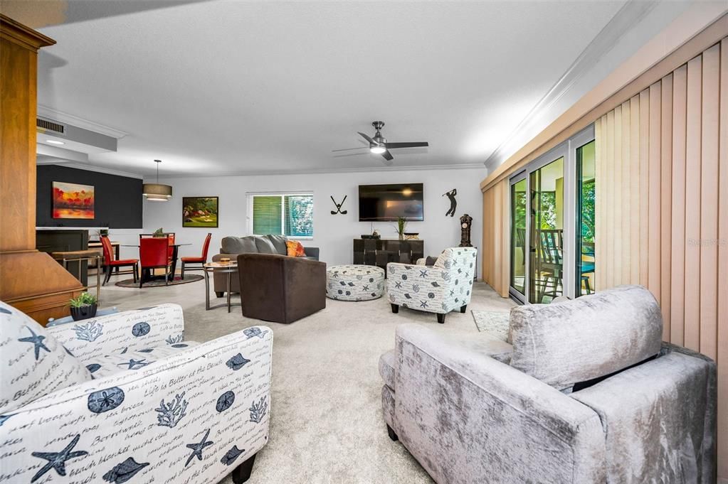 En Venta: $589,000 (2 camas, 2 baños, 1660 Pies cuadrados)