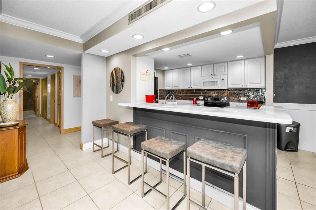 En Venta: $589,000 (2 camas, 2 baños, 1660 Pies cuadrados)