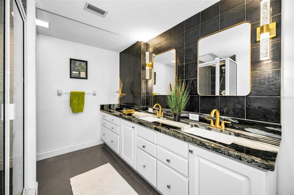 En Venta: $589,000 (2 camas, 2 baños, 1660 Pies cuadrados)