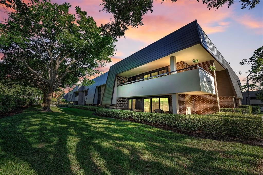 En Venta: $589,000 (2 camas, 2 baños, 1660 Pies cuadrados)