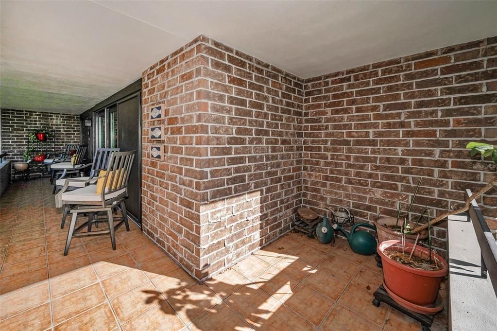 En Venta: $589,000 (2 camas, 2 baños, 1660 Pies cuadrados)