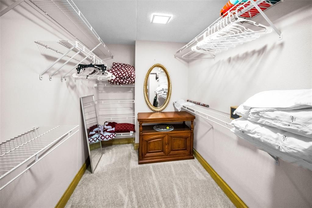 En Venta: $589,000 (2 camas, 2 baños, 1660 Pies cuadrados)