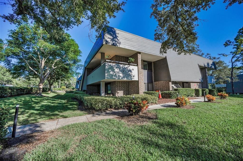 En Venta: $589,000 (2 camas, 2 baños, 1660 Pies cuadrados)