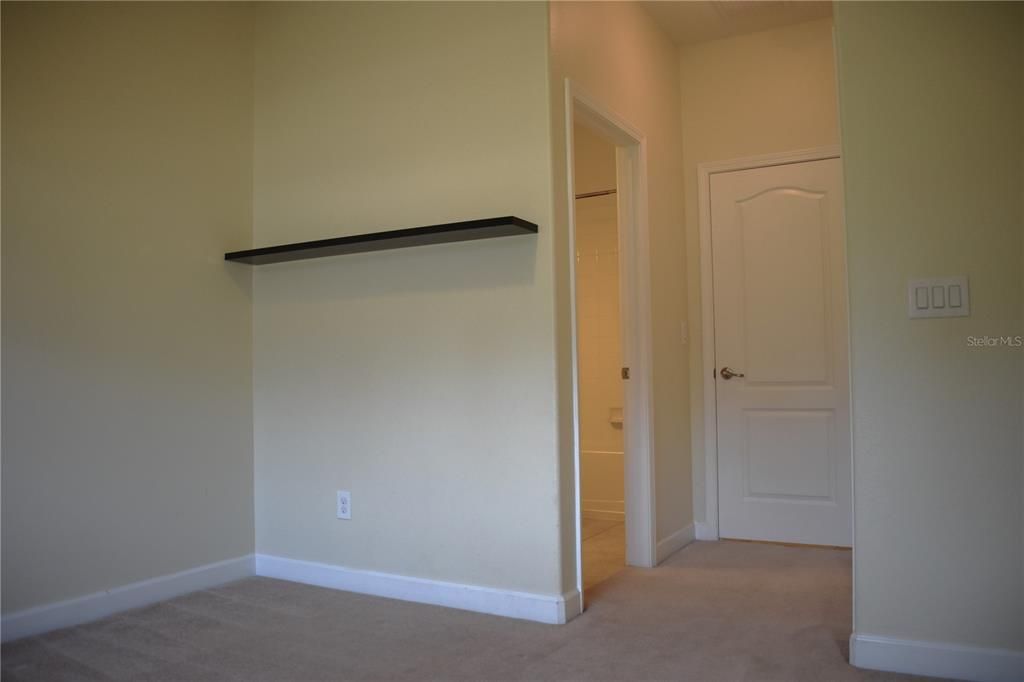 For Rent: $2,900 (4 beds, 2 baths, 2282 Square Feet)