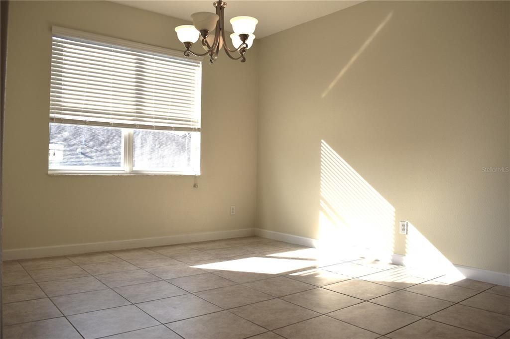 For Rent: $2,900 (4 beds, 2 baths, 2282 Square Feet)