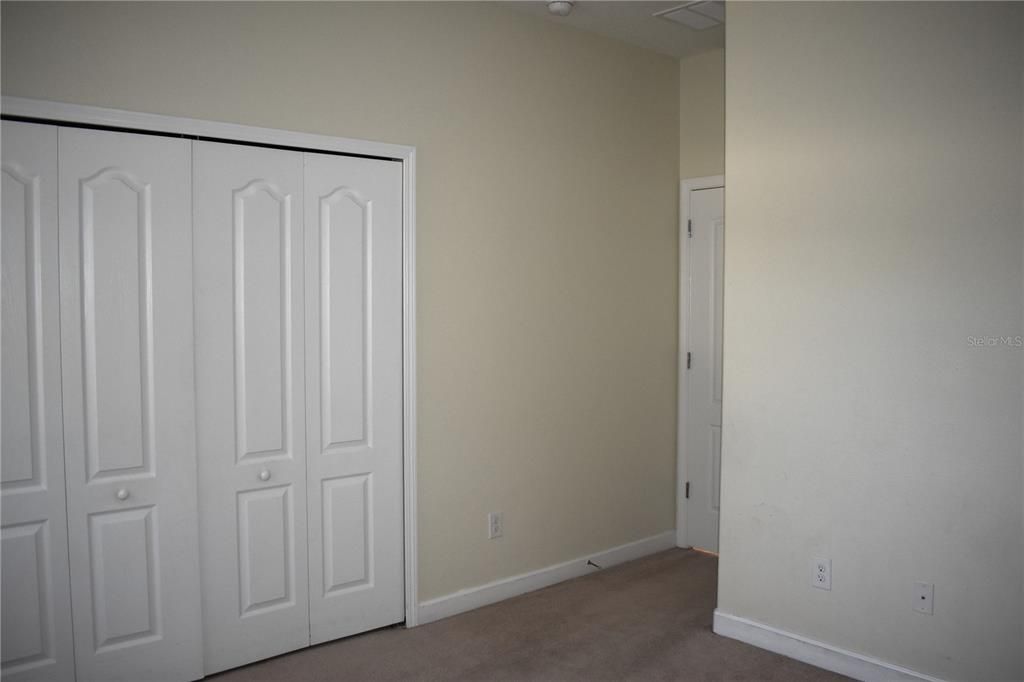 For Rent: $2,900 (4 beds, 2 baths, 2282 Square Feet)