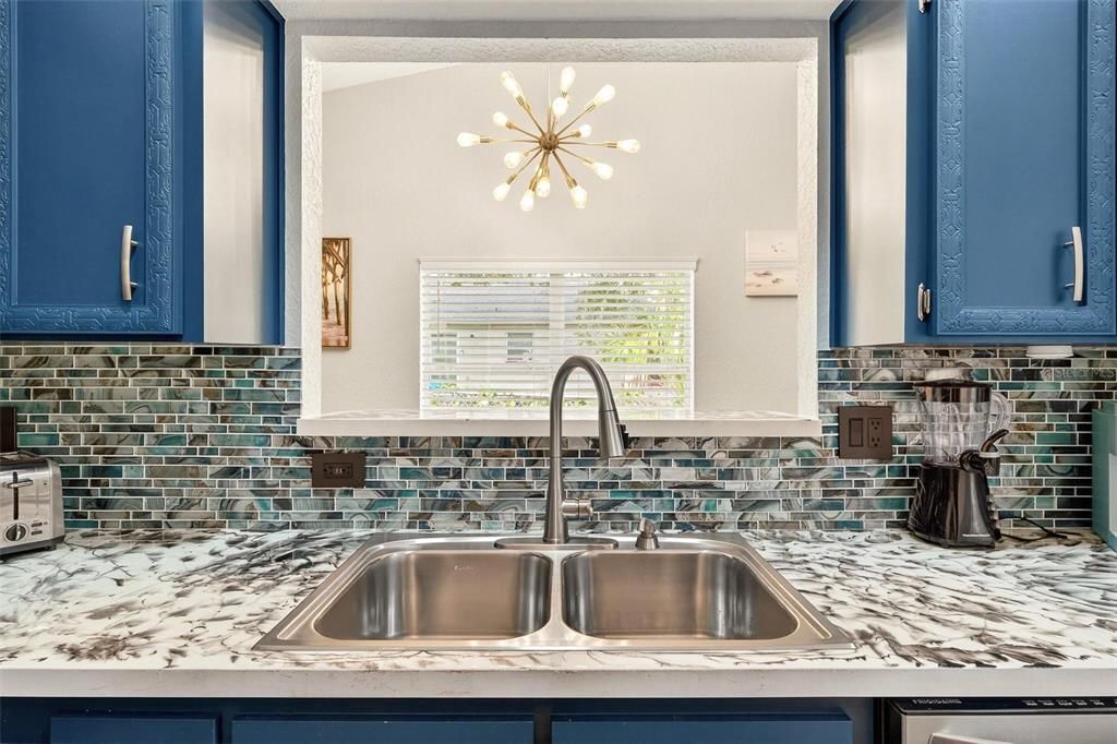 For Sale: $249,000 (3 beds, 2 baths, 1167 Square Feet)