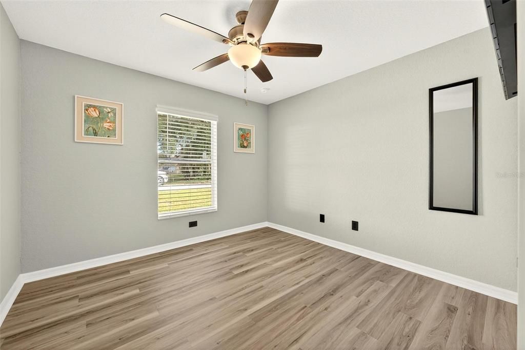 For Sale: $249,000 (3 beds, 2 baths, 1167 Square Feet)