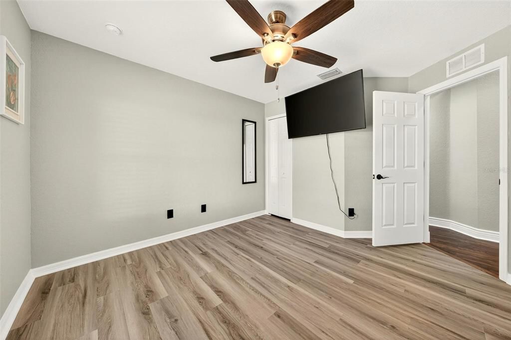 For Sale: $249,000 (3 beds, 2 baths, 1167 Square Feet)