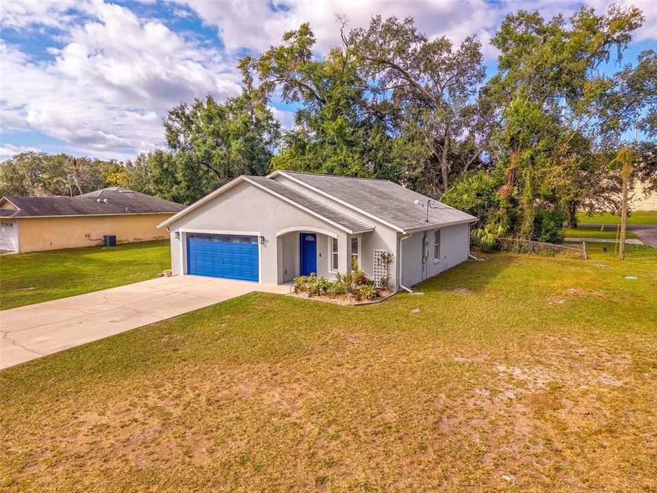 For Sale: $249,000 (3 beds, 2 baths, 1167 Square Feet)