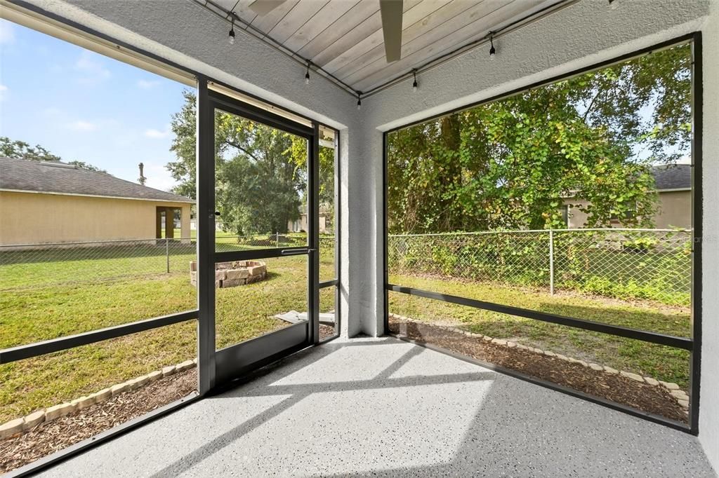 For Sale: $249,000 (3 beds, 2 baths, 1167 Square Feet)