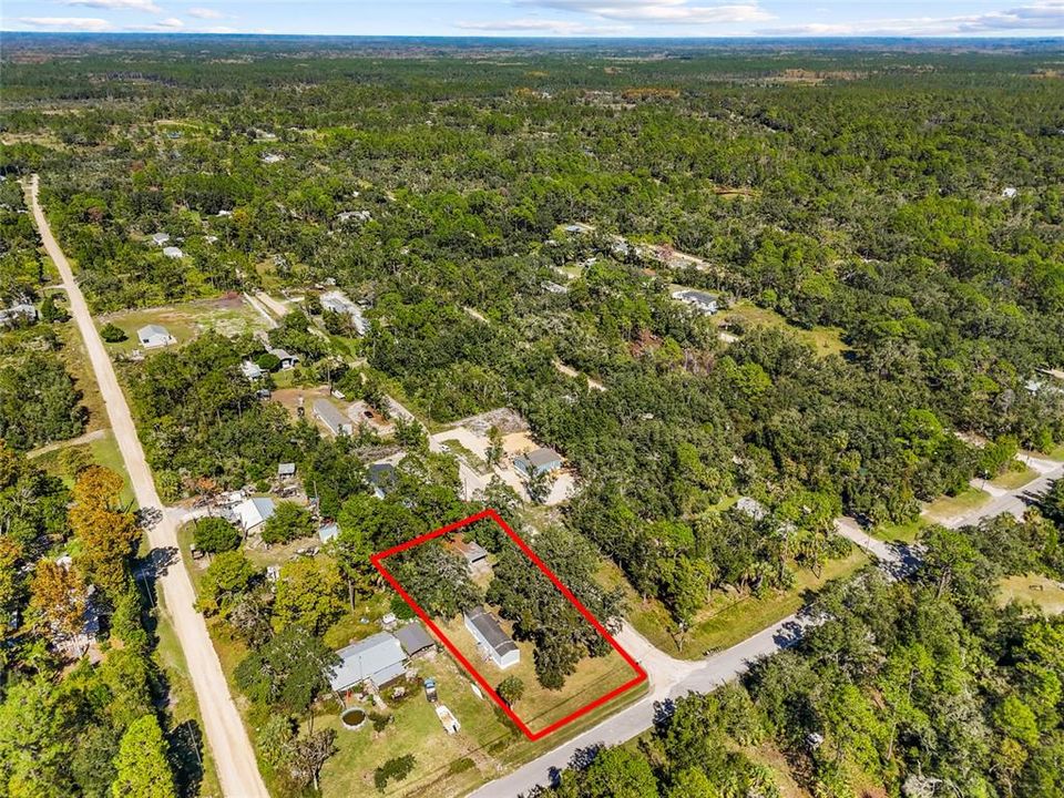 For Sale: $99,900 (2 beds, 1 baths, 728 Square Feet)