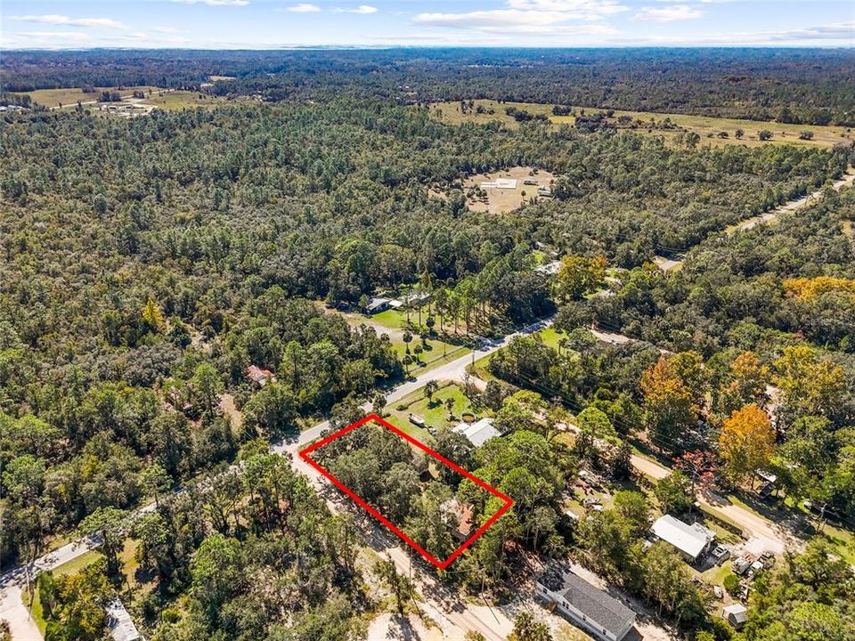 For Sale: $99,900 (2 beds, 1 baths, 728 Square Feet)