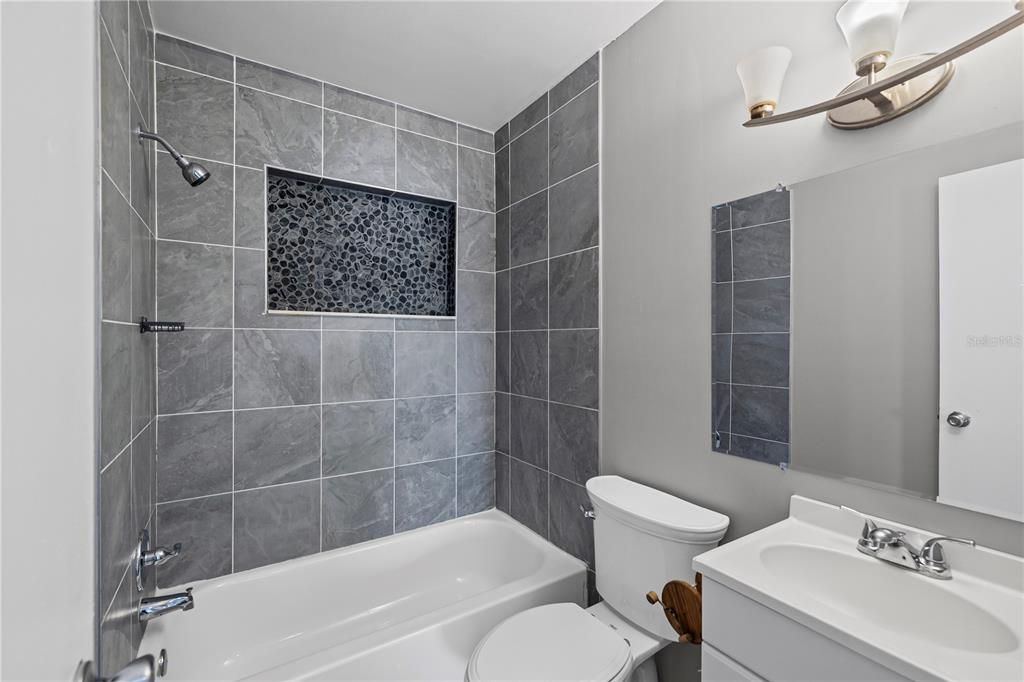 待售: $459,000 (3 贝兹, 2 浴室, 1422 平方英尺)