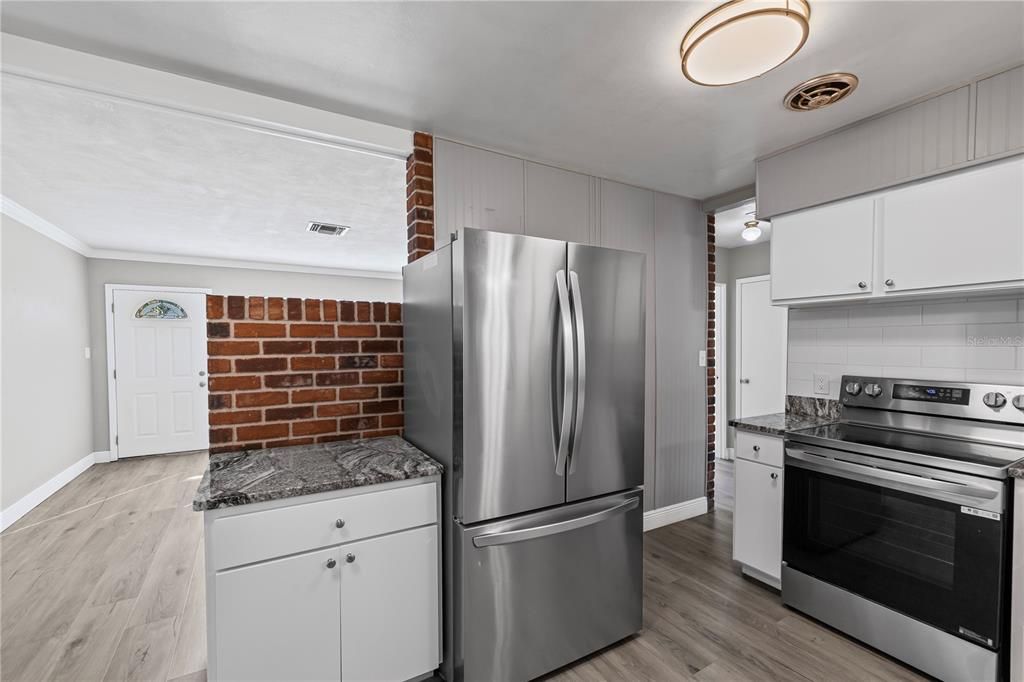 待售: $459,000 (3 贝兹, 2 浴室, 1422 平方英尺)