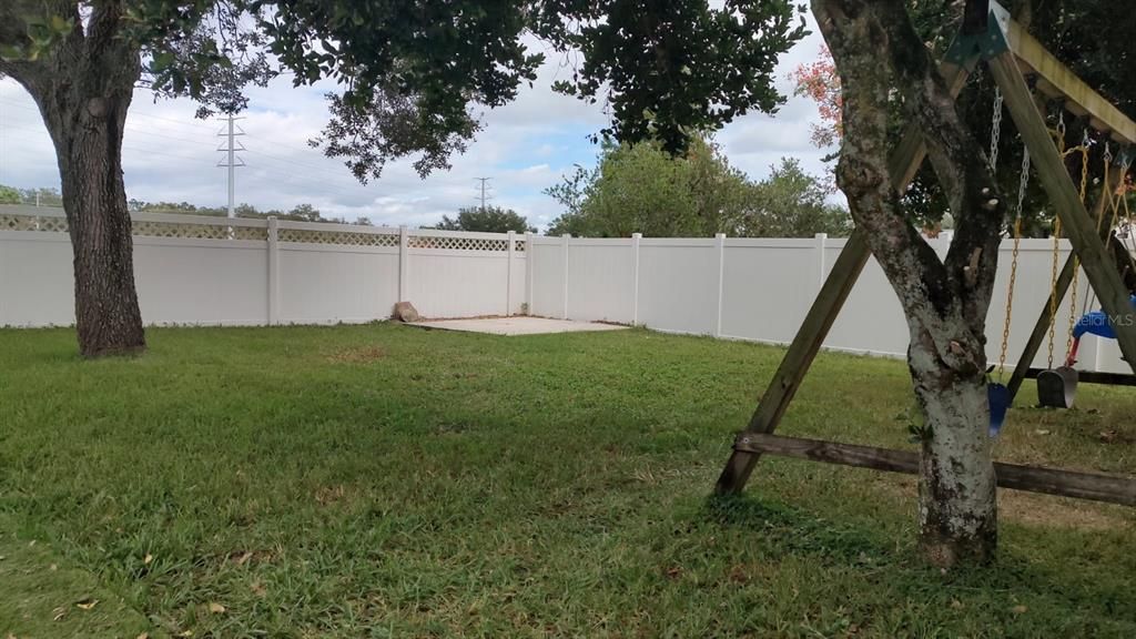 For Sale: $279,000 (3 beds, 2 baths, 1599 Square Feet)