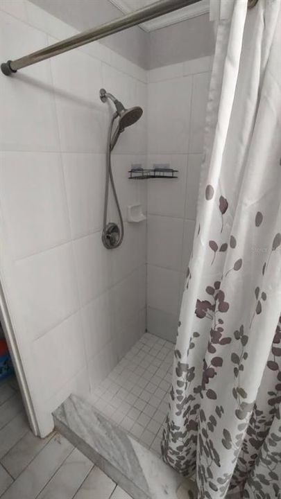 For Sale: $279,000 (3 beds, 2 baths, 1599 Square Feet)