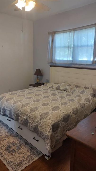 For Sale: $279,000 (3 beds, 2 baths, 1599 Square Feet)