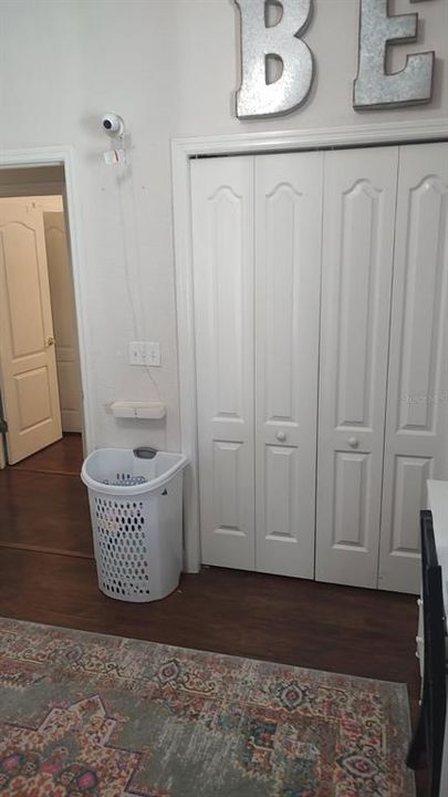 For Sale: $279,000 (3 beds, 2 baths, 1599 Square Feet)