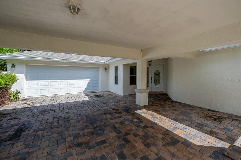 For Sale: $530,000 (3 beds, 3 baths, 2360 Square Feet)