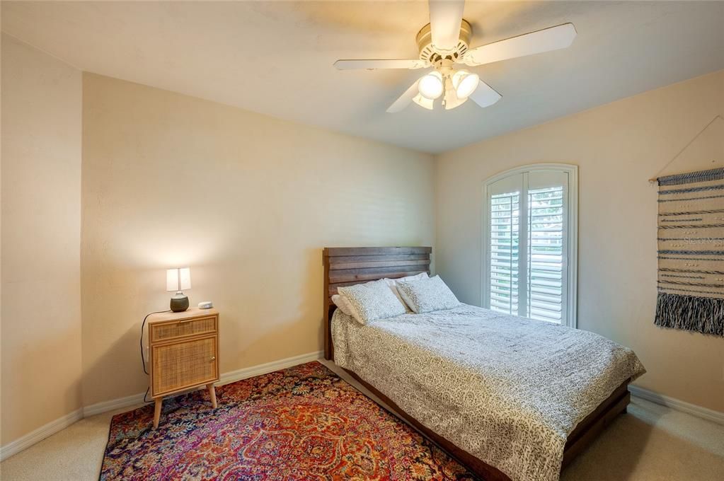 For Sale: $530,000 (3 beds, 3 baths, 2360 Square Feet)