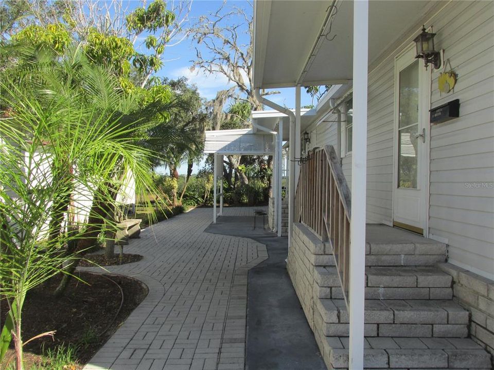 For Sale: $160,000 (2 beds, 2 baths, 1152 Square Feet)