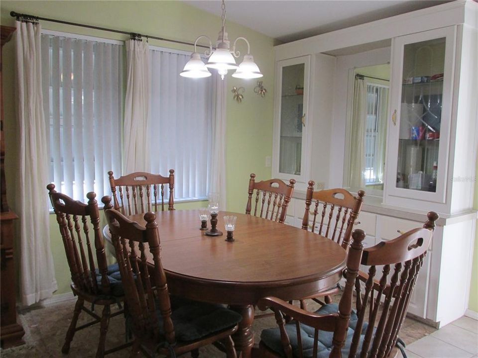 For Sale: $160,000 (2 beds, 2 baths, 1152 Square Feet)