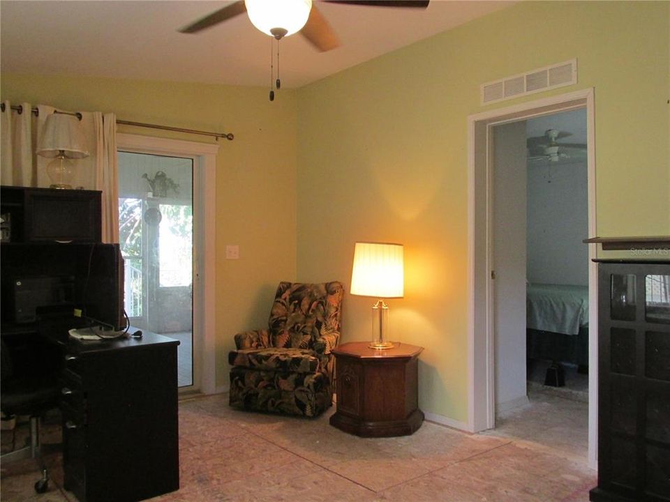 For Sale: $160,000 (2 beds, 2 baths, 1152 Square Feet)