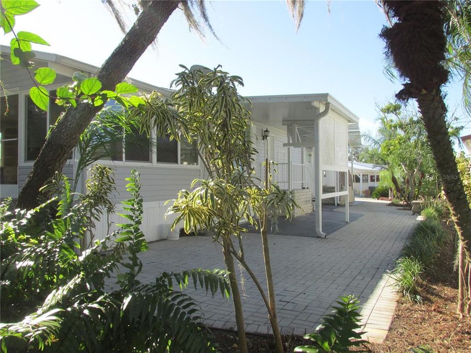 For Sale: $160,000 (2 beds, 2 baths, 1152 Square Feet)