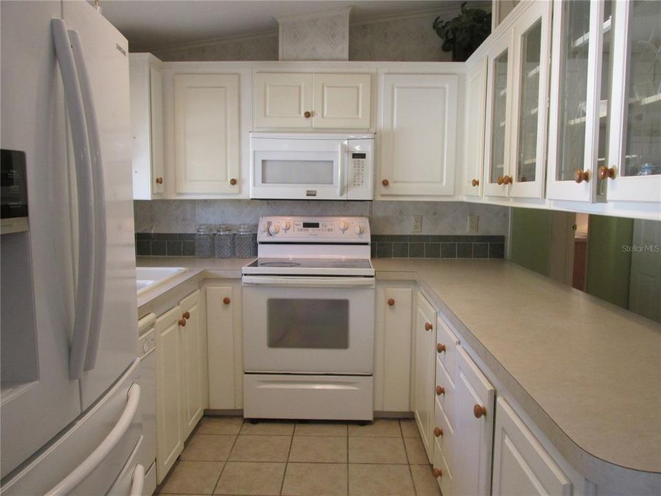 For Sale: $160,000 (2 beds, 2 baths, 1152 Square Feet)