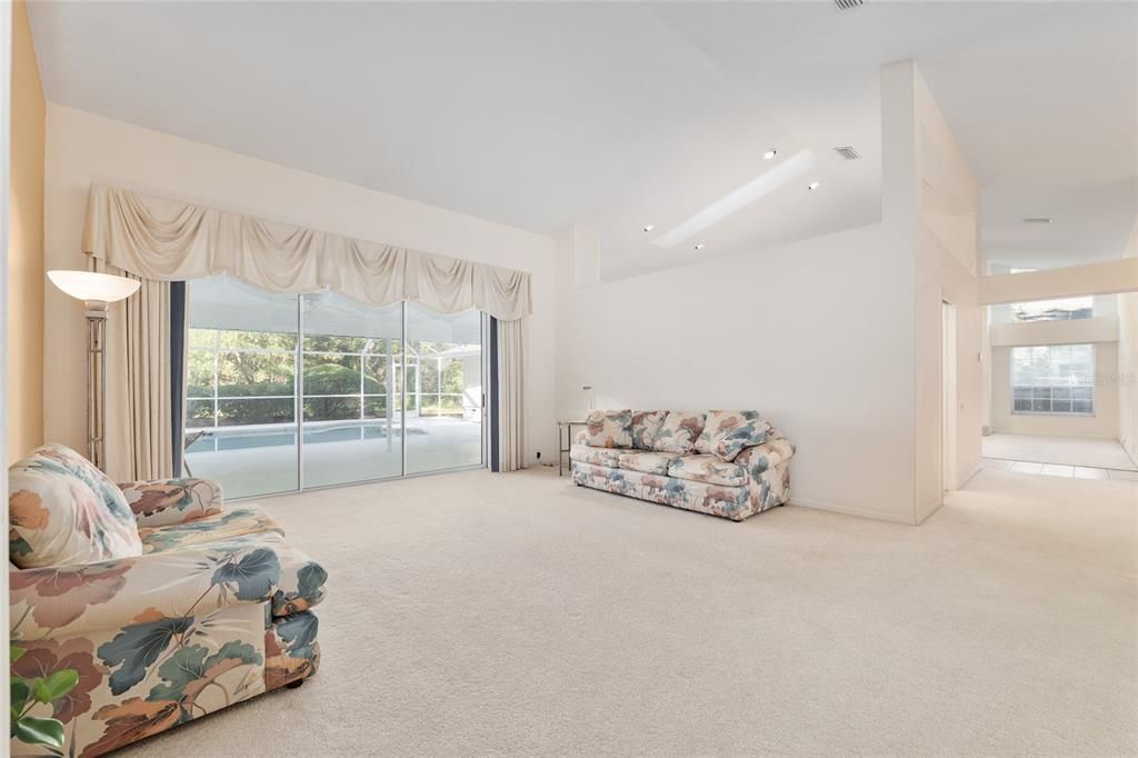 Active With Contract: $645,000 (4 beds, 3 baths, 3015 Square Feet)