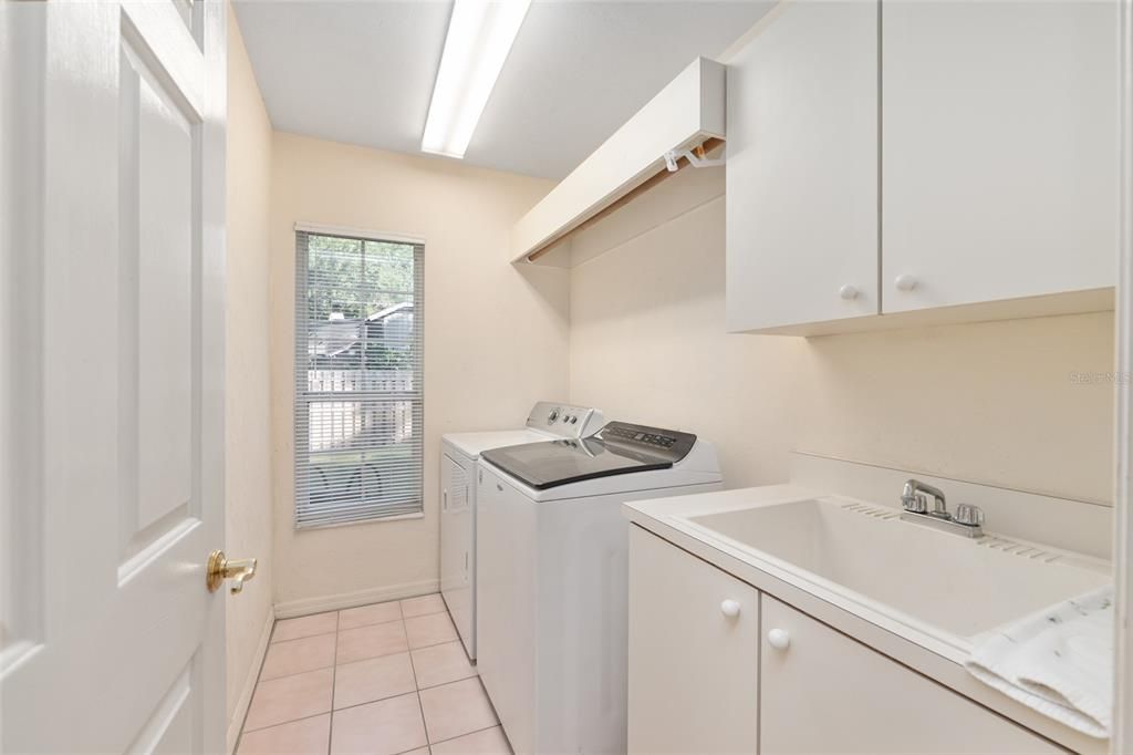 Active With Contract: $645,000 (4 beds, 3 baths, 3015 Square Feet)