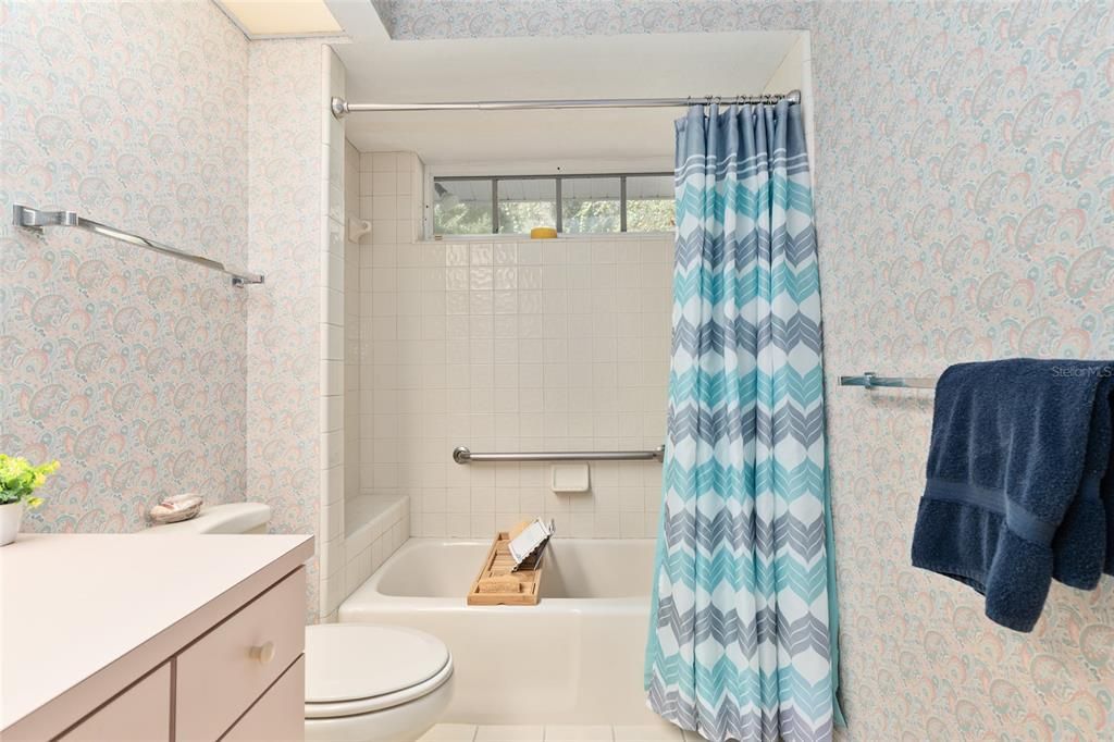 Active With Contract: $645,000 (4 beds, 3 baths, 3015 Square Feet)