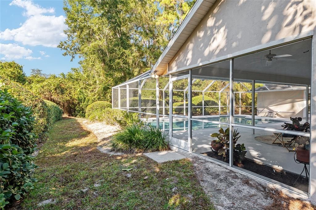 Active With Contract: $645,000 (4 beds, 3 baths, 3015 Square Feet)