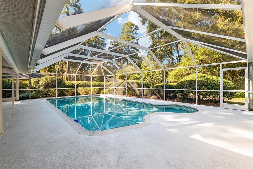 Active With Contract: $645,000 (4 beds, 3 baths, 3015 Square Feet)