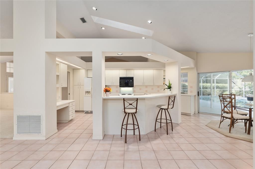 Active With Contract: $645,000 (4 beds, 3 baths, 3015 Square Feet)