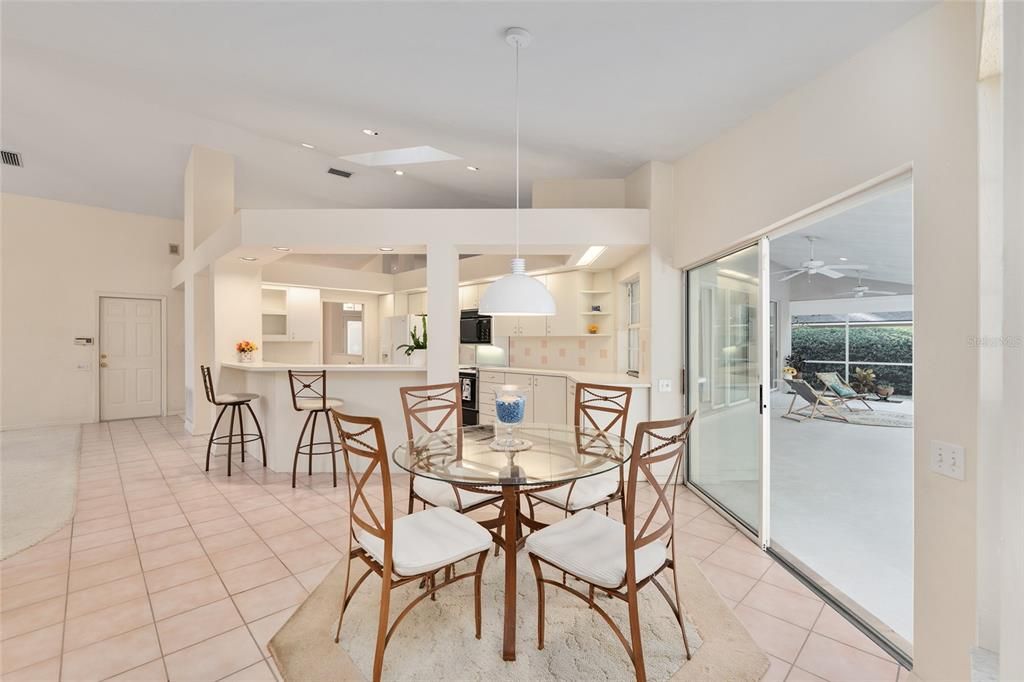 Active With Contract: $645,000 (4 beds, 3 baths, 3015 Square Feet)