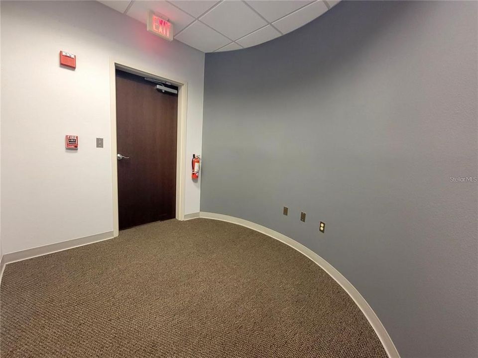 Active With Contract: $350,000 (0 beds, 0 baths, 651 Square Feet)