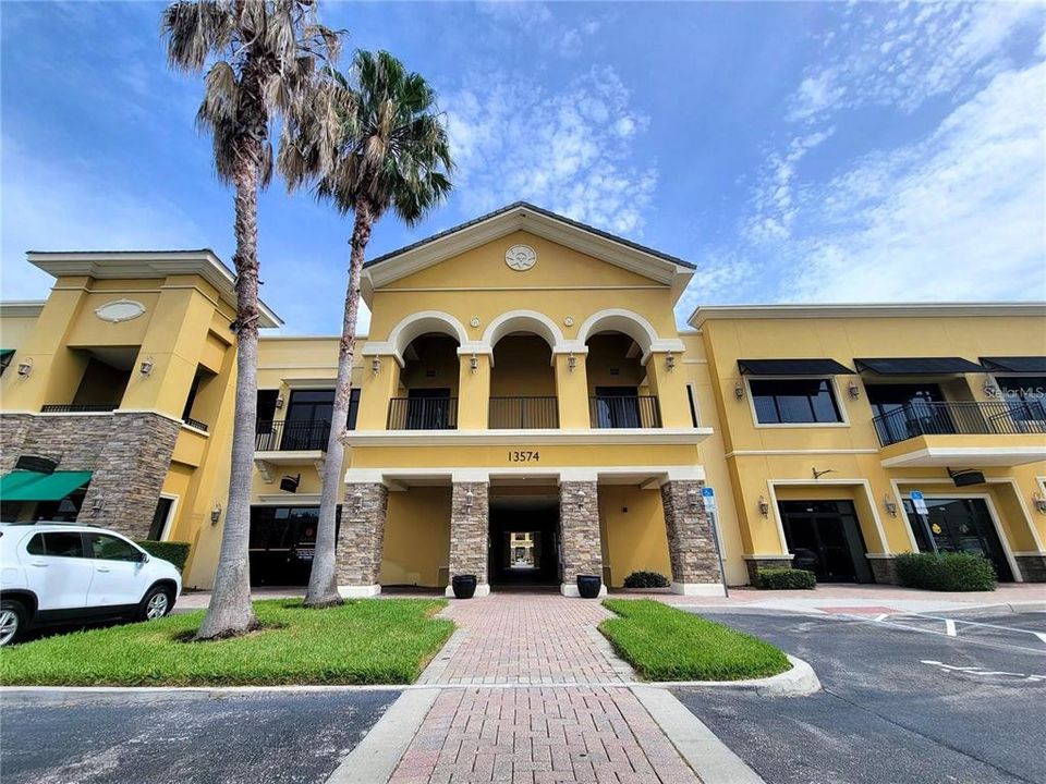 Active With Contract: $350,000 (0 beds, 0 baths, 651 Square Feet)