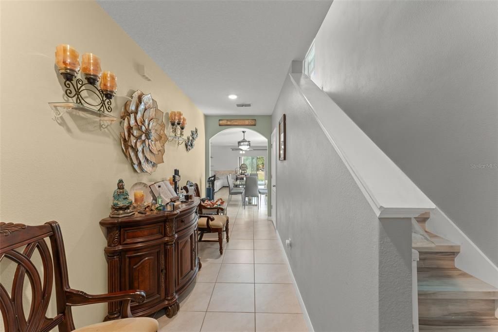 For Sale: $500,000 (5 beds, 3 baths, 2471 Square Feet)