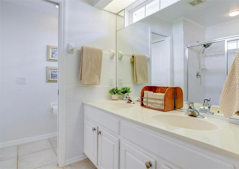 For Rent: $4,000 (3 beds, 2 baths, 1597 Square Feet)