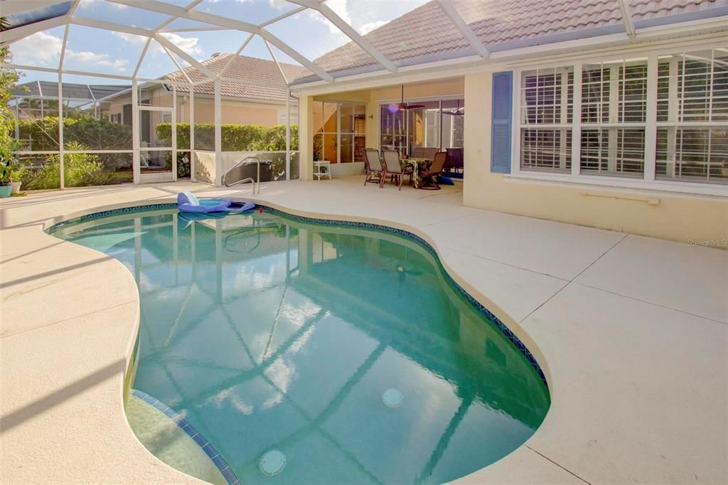 For Rent: $4,000 (3 beds, 2 baths, 1597 Square Feet)