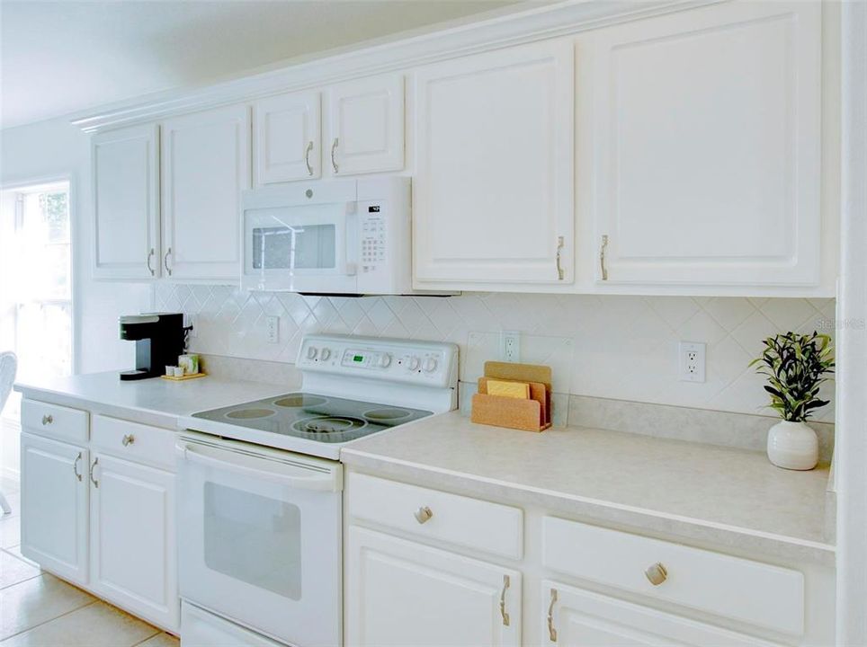 For Rent: $4,000 (3 beds, 2 baths, 1597 Square Feet)