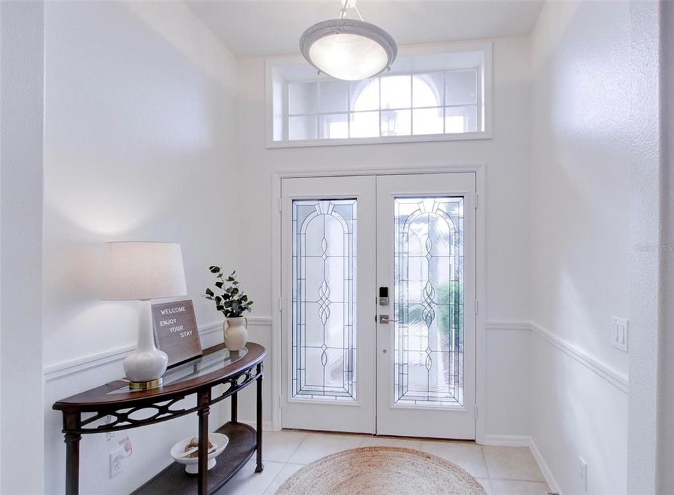 For Rent: $4,000 (3 beds, 2 baths, 1597 Square Feet)