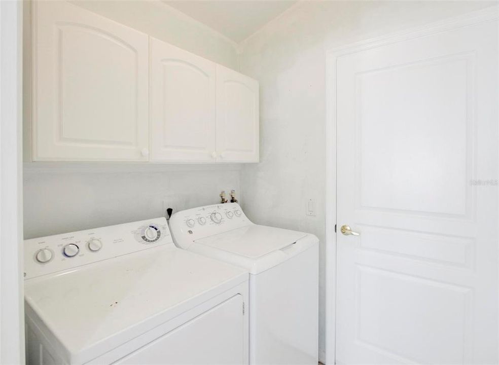 For Rent: $4,000 (3 beds, 2 baths, 1597 Square Feet)