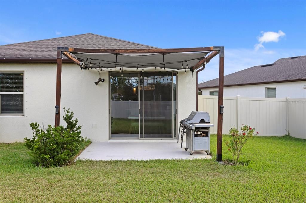 На продажу: $340,000 (3 спален, 2 ванн, 1565 Квадратных фут)