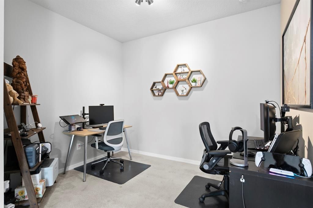 На продажу: $340,000 (3 спален, 2 ванн, 1565 Квадратных фут)