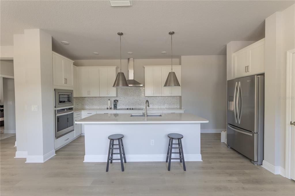 В аренду: $3,900 (3 спален, 2 ванн, 1822 Квадратных фут)